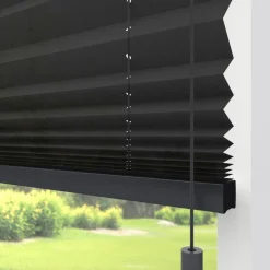 Kwantum Fenstr Plissé Mara Zwart Lichtdoorlatend